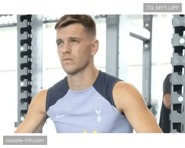 洛塞尔索再展多功能中场本色,助力热刺表现持续提升 洛塞尔索再展多功能中场本色,助力热刺表现持续提升